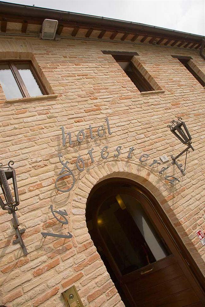 Hotel La Foresteria Abbadia di Fiastra Esterno foto
